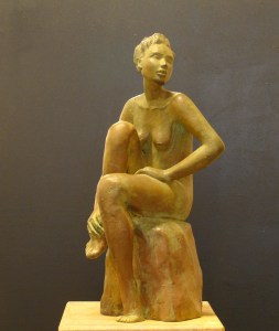 Eva Bronce. 36x14x13cm.